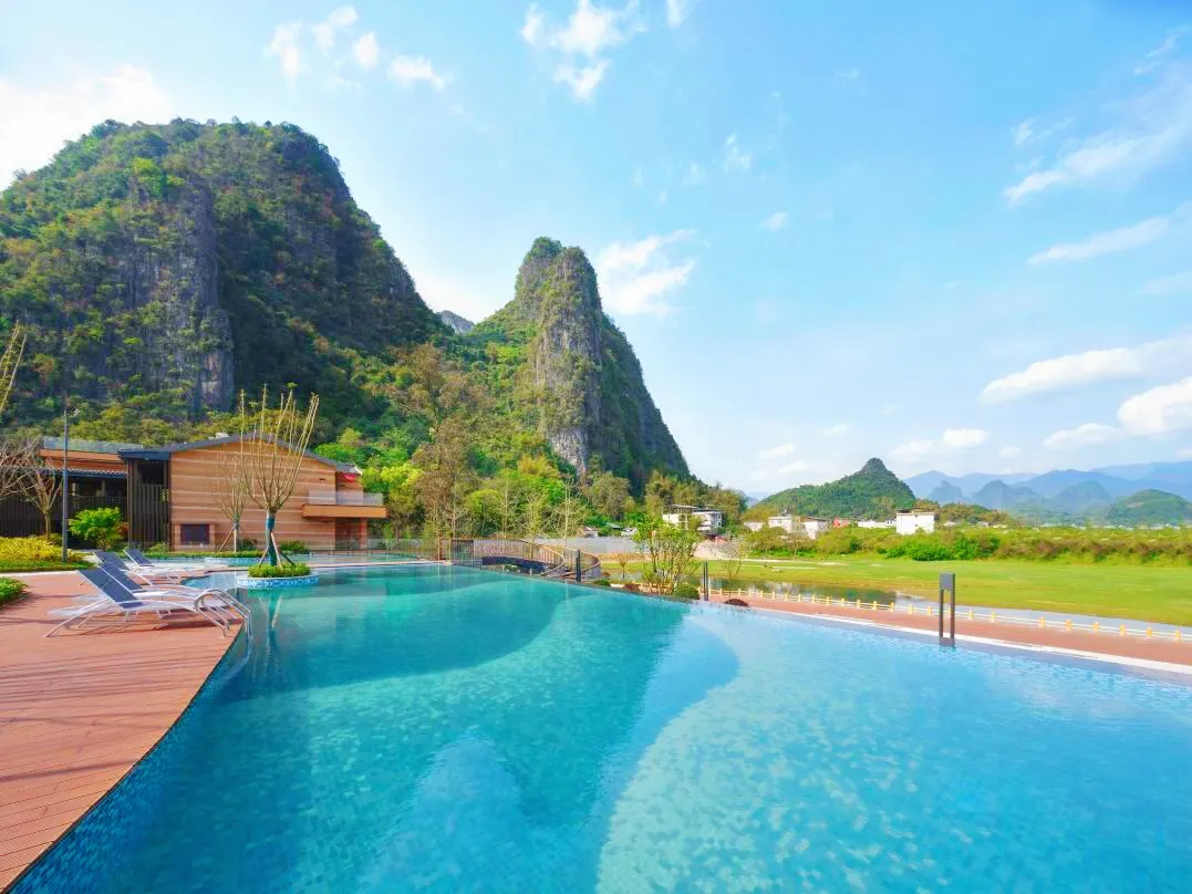 游泳池設(shè)備廠家哪家好？一站式解決你的泳池建造難題！