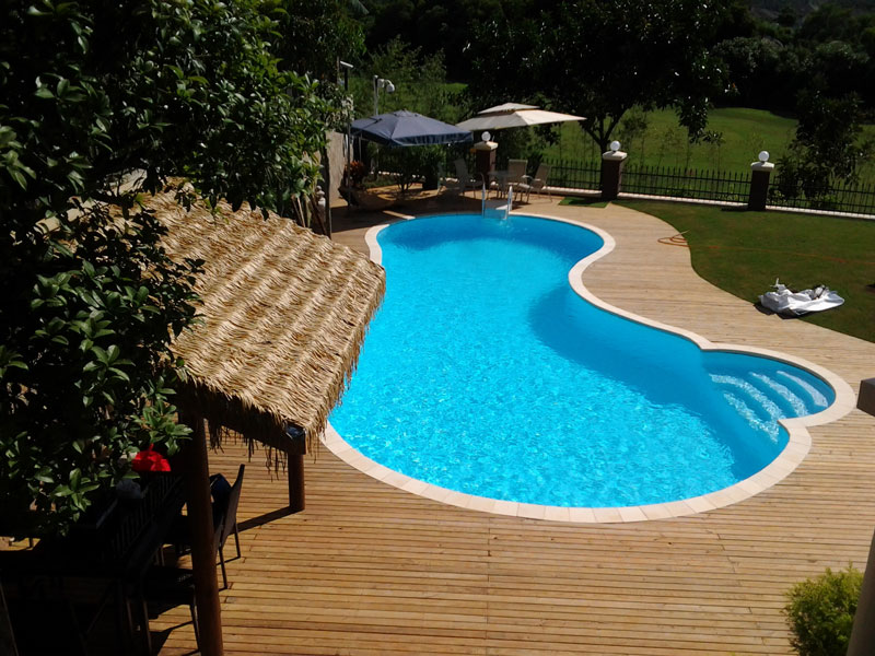 <b>別墅建游泳池用什么水處理系統(tǒng)不會后悔呢？泳池專業(yè)公司告訴你？</b>